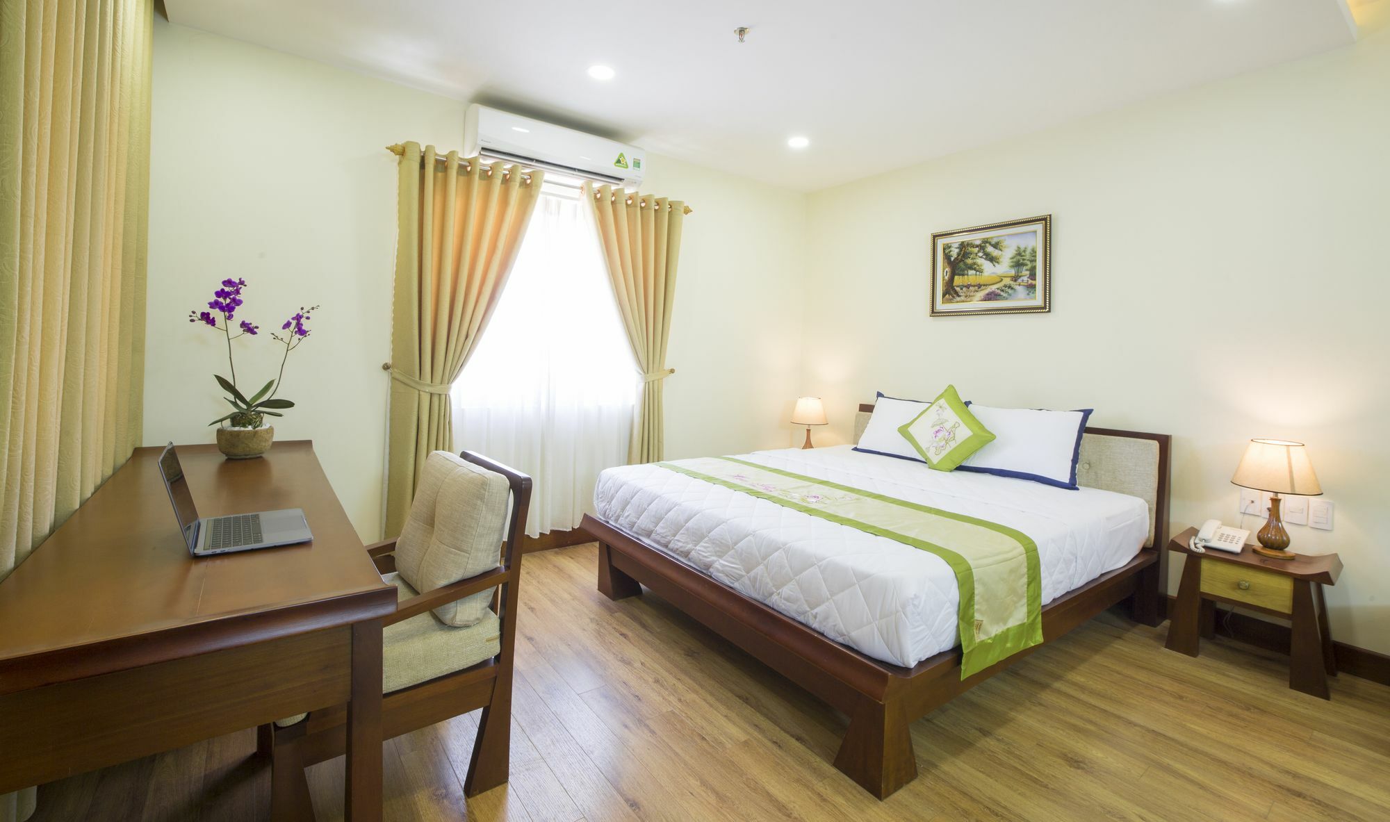 Hoai Anh Plaza Hotel Дананг Екстериор снимка